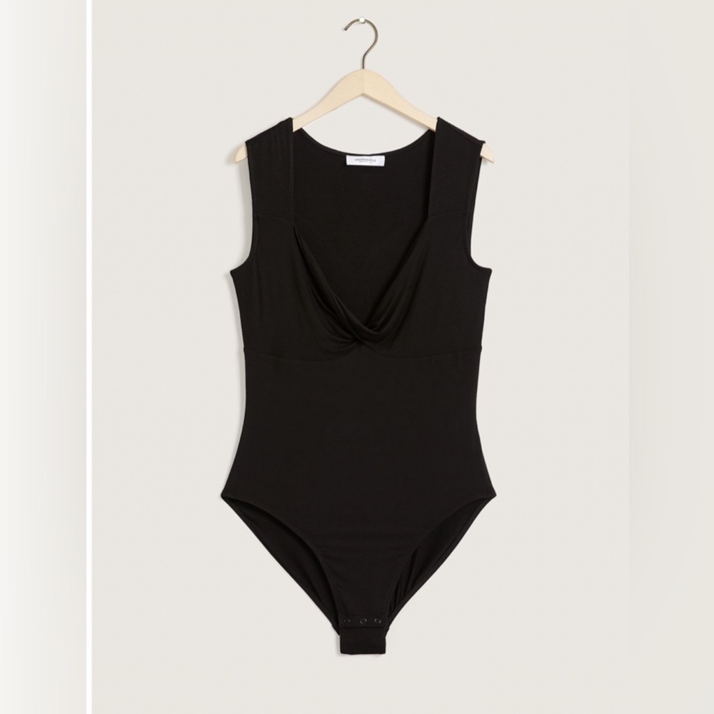 Black Sleeveless Thong Bodysuit -
Addition Elle